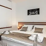 Prima Luxury Bed & Breakfast Split
