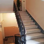Prima Luxury سبليت