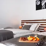 Prima Luxury سبليت